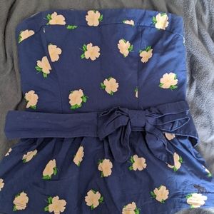 Abercrombie & Fitch strapless top